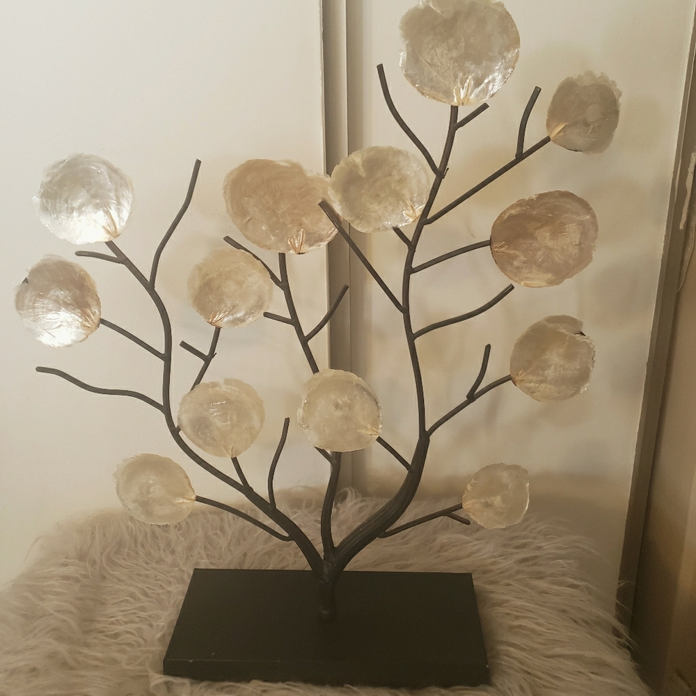 Home decor piece